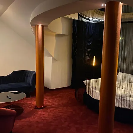 Han/Misafirhane Staropolska Mszana