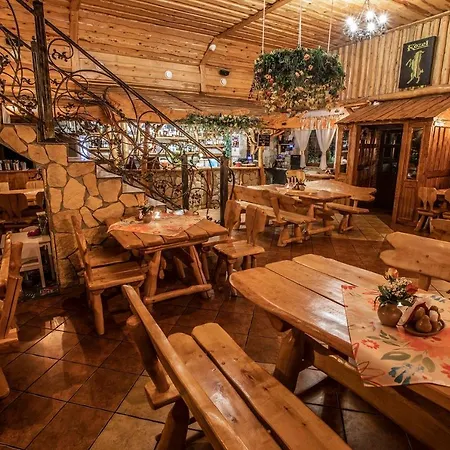 Staropolska Inn *